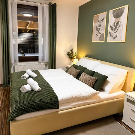 Happy Bubbles High Tatras - Family With Private Jaccuzzi Apartment